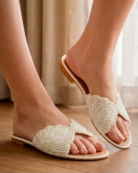 Premium Z Style Pearl Flat Slipper