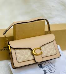 Tabby 26 Shoulder Bag