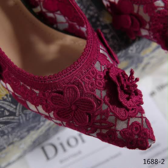 Elegant Slingback Pumps