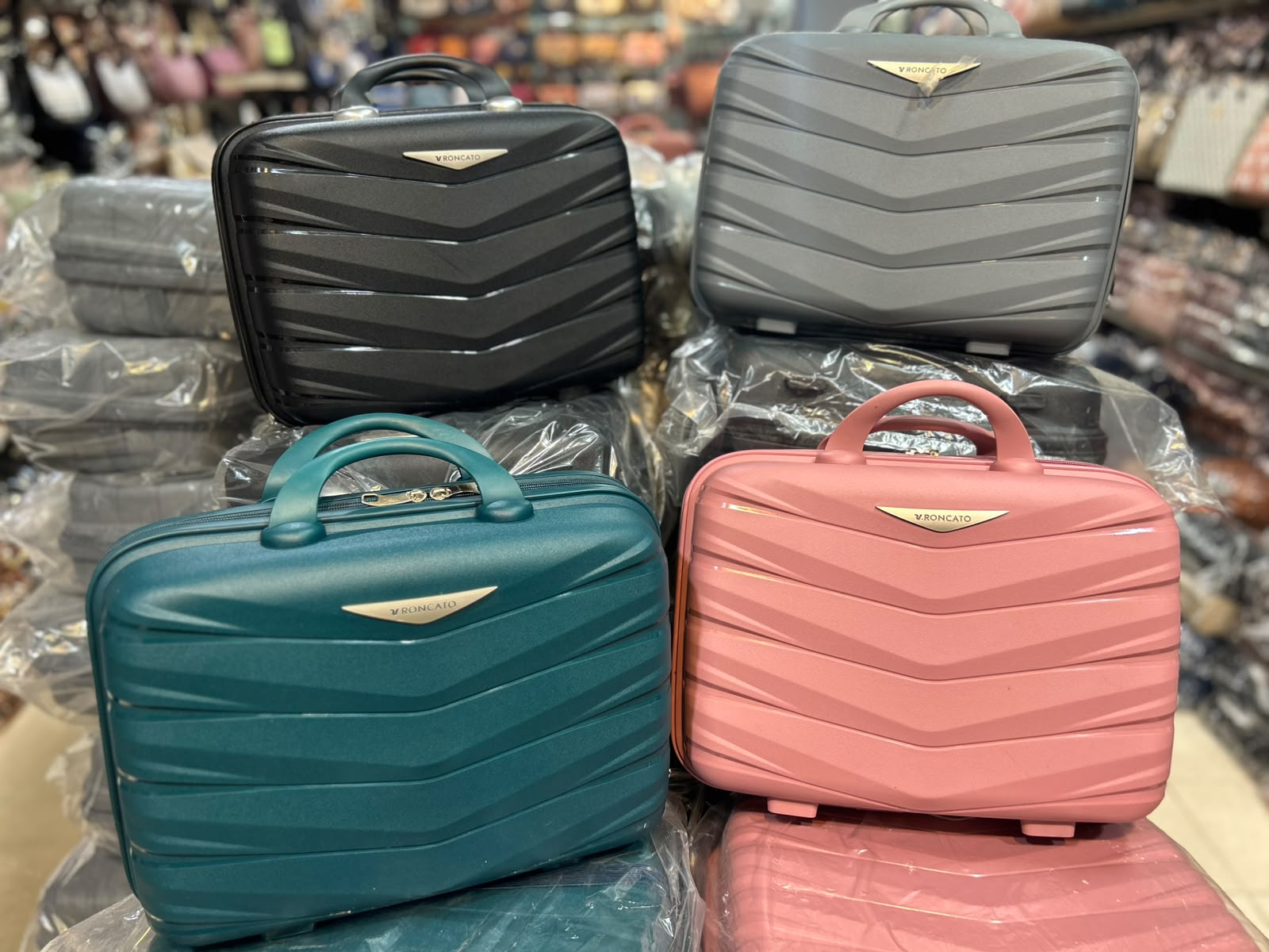 Premium PP Vanity Case