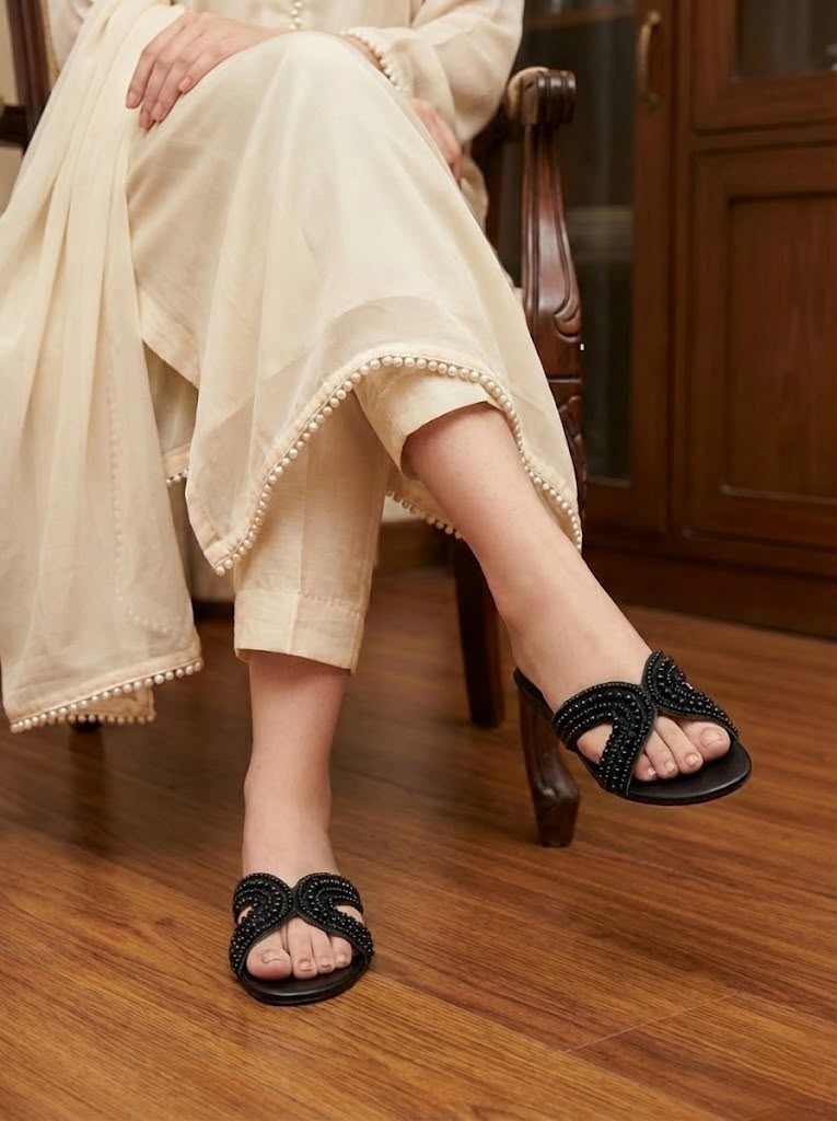 Premium Pearl Flat Slippers